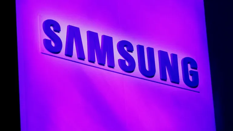 "سامسونغ" تقيم مؤتمرا مفاجئا قبل مؤتمر آبل