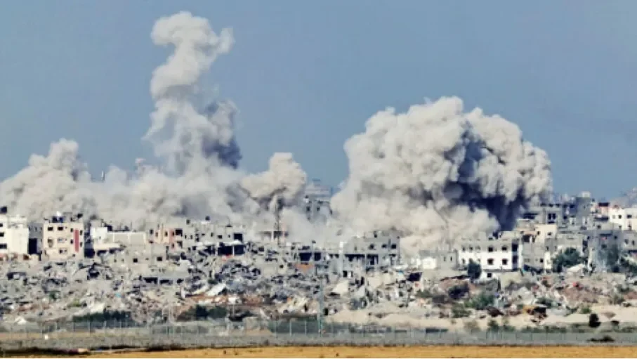 "هآرتس": فرقة مستوطنين تدمر منازل غزة