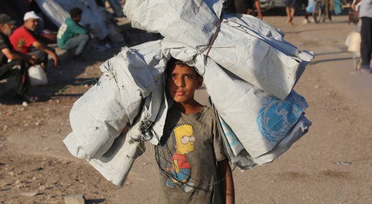 الأونروا: الاحتلال استهدف 12 منشأة تأوي آلاف النازحين بغزة ويشدد قيوده بالضفة الغربية المحتلة