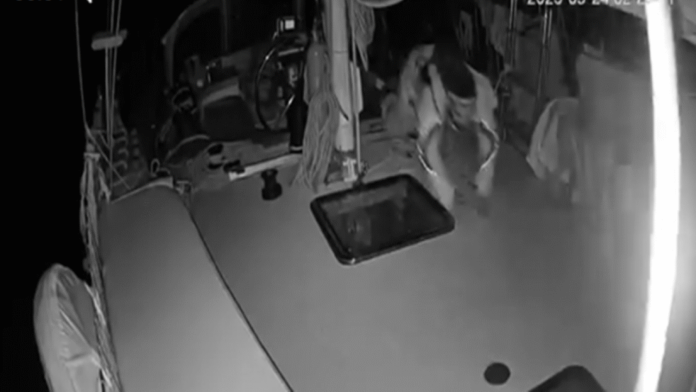 هجوم بالمسيّرات على سفن أسطول الصمود العالمي في البحر المتوسط