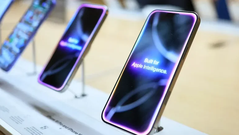 قبل مؤتمرها القادم.. "آبل" تتيح نموذجي ذكاء اصطناعي مجانا