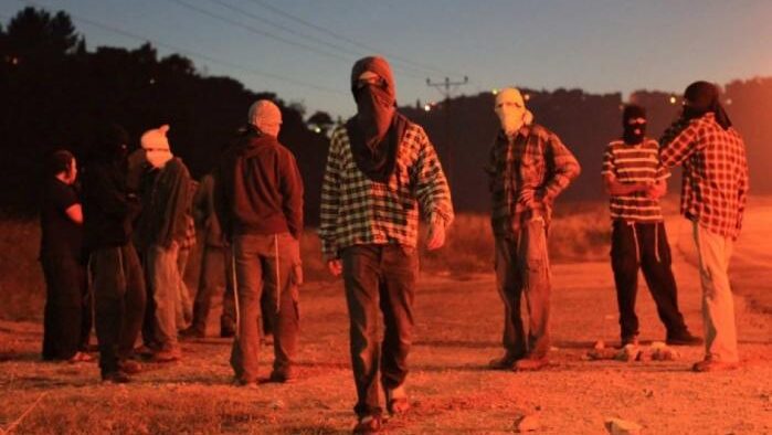 3 إصابات بينهم مواطنتان إثر اعتداء المستوطنين عليهم في يطا جنوب الخليل