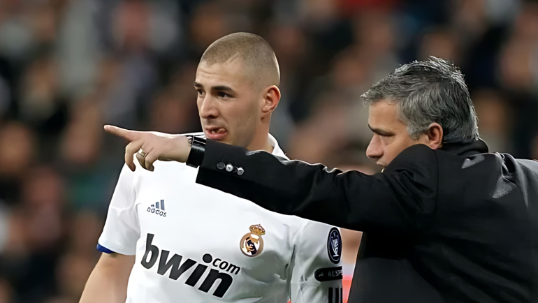 مورينيو مدرب بنفيكا يكشف حقيقة التفاوض مع بنزيمة