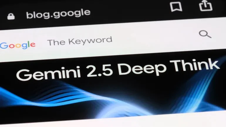 غوغل تحتفل بنموذج ذكاء اصطناعي نجح فيما فشل فيه البشر بوقت قياسي