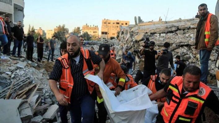 19 شهيداً وانتشال جثامين 135 آخرين في غزة خلال يوم