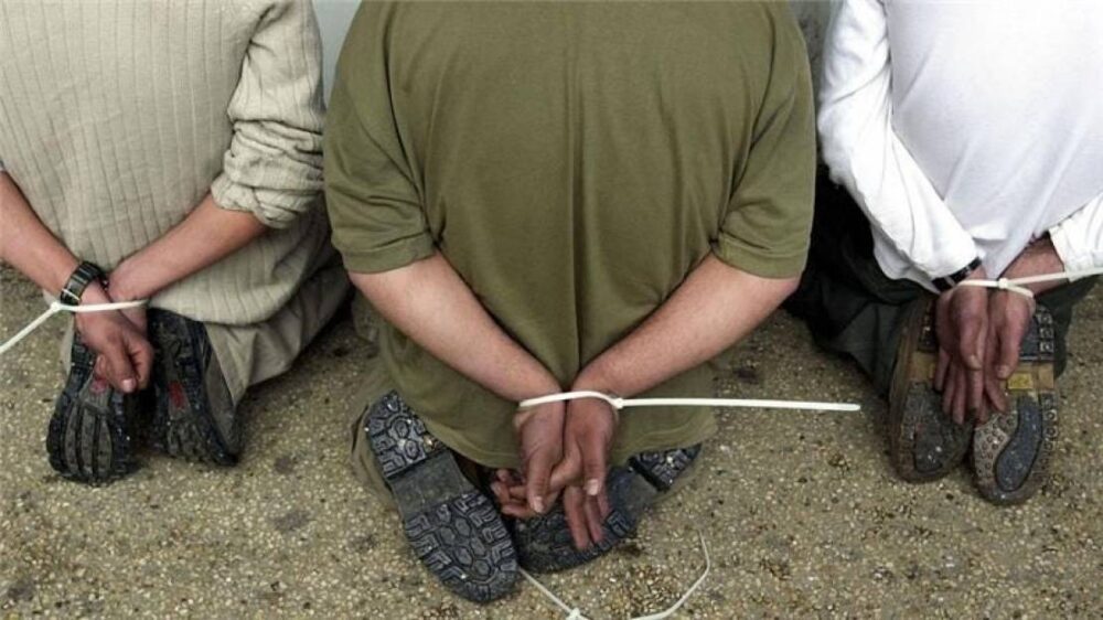 شبكة قدس تكشف عن تفاصيل تعرّض أسير فلسطيني لعملية اغتصاب جماعي في سجون الاحتلال