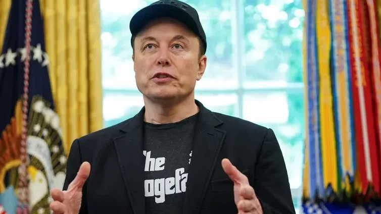 ماسك أول شخص بالعالم يبلغ صافي ثروته 500 مليار دولار