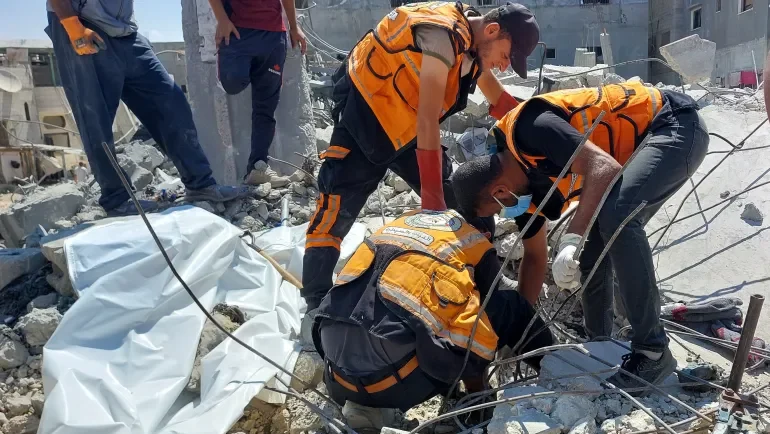 الدفاع المدني بغزة: العودة للمدينة محفوفة بالمخاطر وقوات الاحتلال لم تنسحب