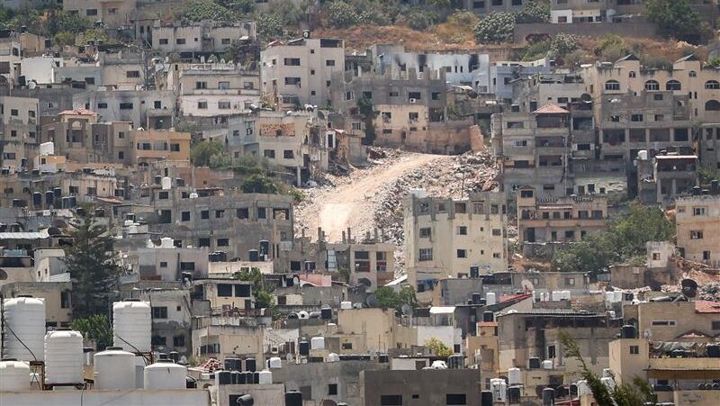 مدير شؤون الأونروا بالضفة: الجيش الإسرائيلي يواصل التدمير والهدم في مخيمات شمال الضفة