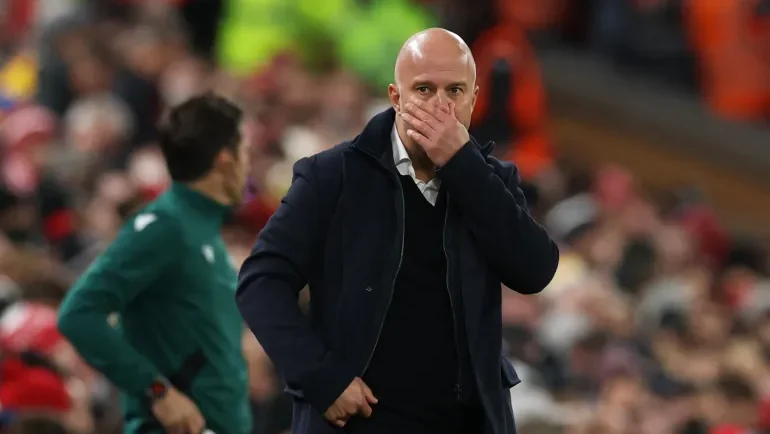 ليفربول ينهار وسلوت مطمئن لمنصبه