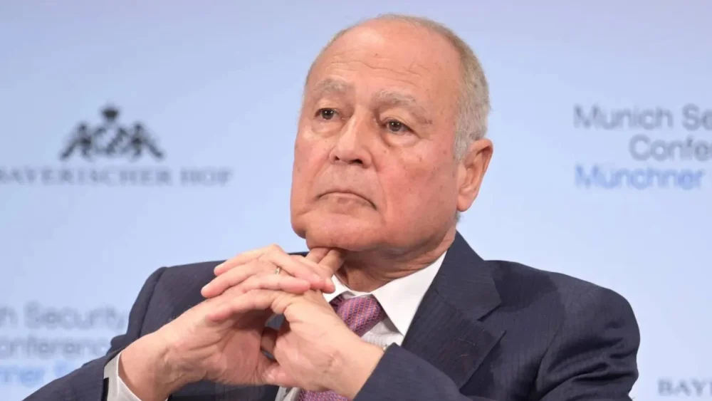 صالح تمديد ولاية "الأونروا" في فلسطين