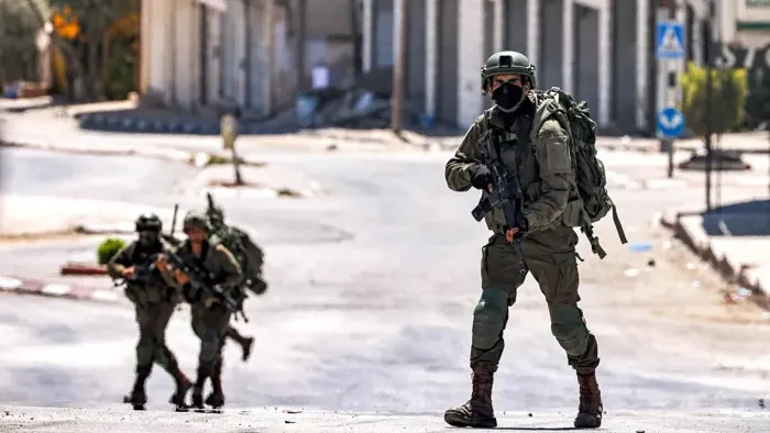 الحجارة الخمسة.. هندسة الاحتلال الجديدة لواقع الضفة ومستقبلها