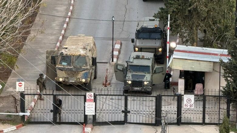 الاحتلال يقتحم جامعتي بيرزيت و أبو ديس