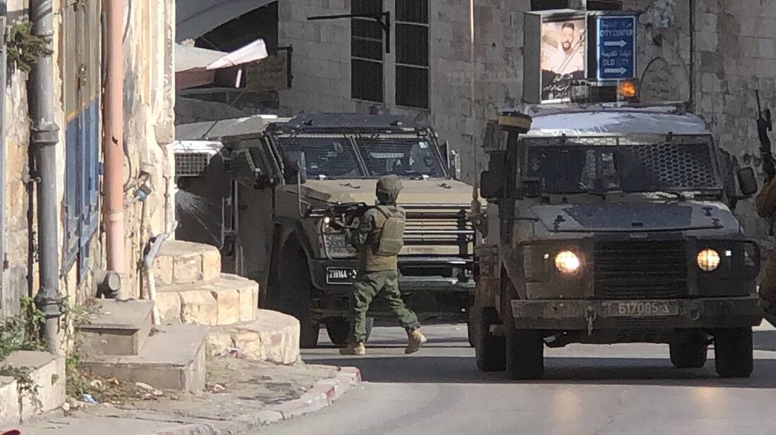 الاحتلال يقتحم البلدة القديمة في نابلس دون التبليغ عن اعتقالات