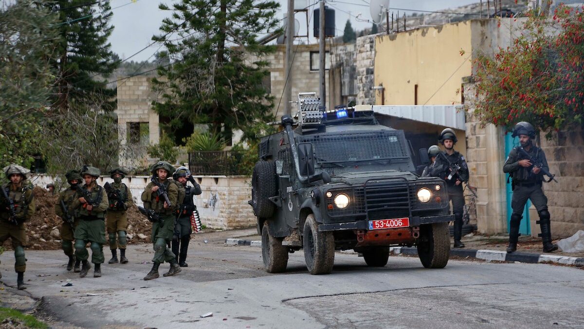 قوات الاحتلال تقتحم بلدة أبو ديس
