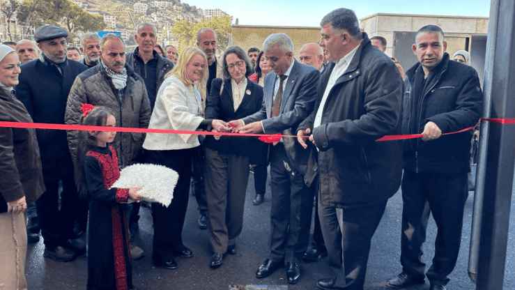 افتتاح مدرسة محمود درويش الثانوية للبنين في نابلس بتمويل عدة دول أوروبية