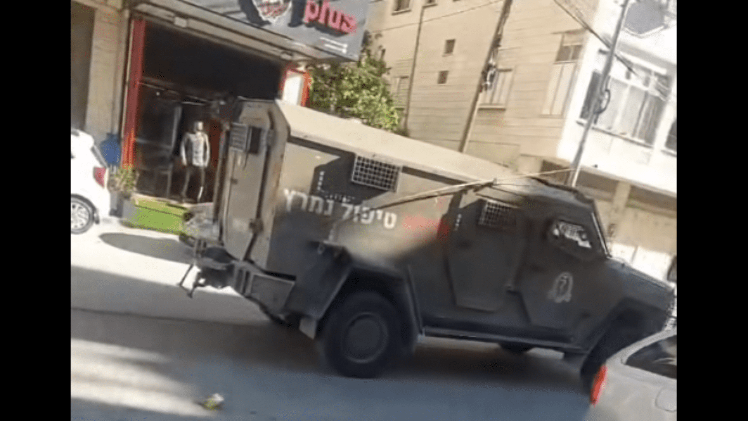 الاحتلال يقتحم مدينة نابلس