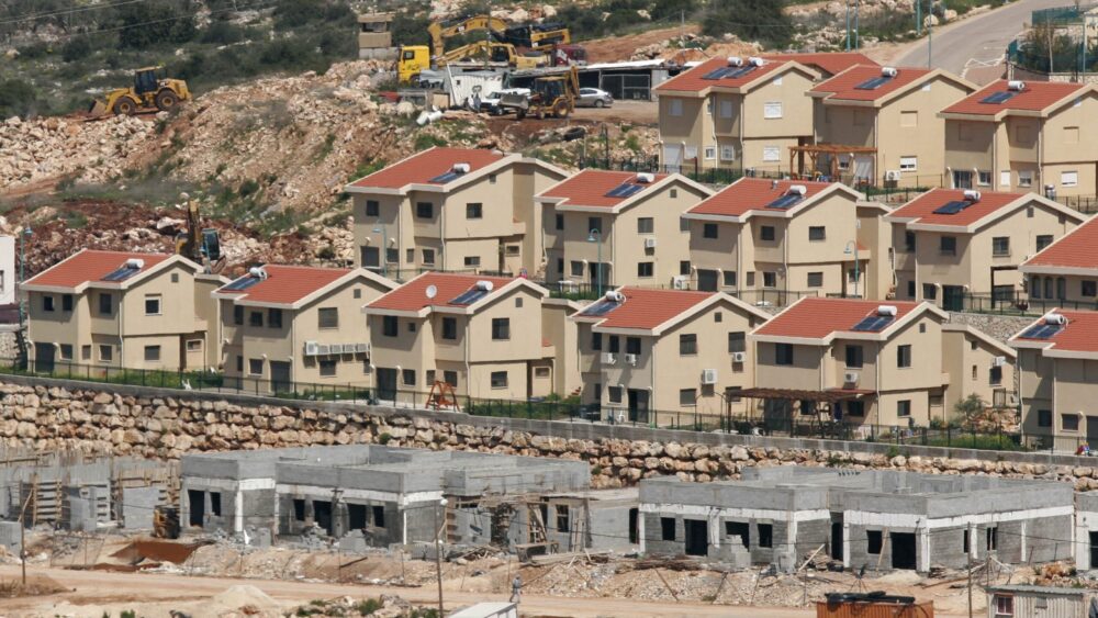 الاحتلال يعزز قدراته الاستخبارية والتكنولوجية في الضفة الغربية لتأمين المستوطنات الجديدة