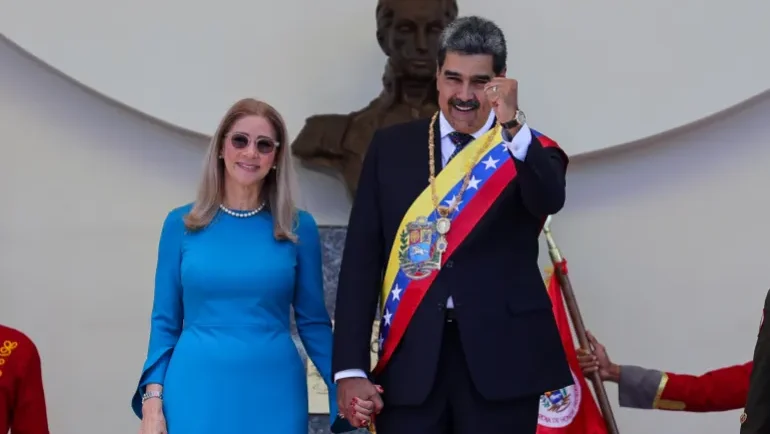 ترامب: هاجمنا فنزويلا واعتقلنا مادورو وزوجته