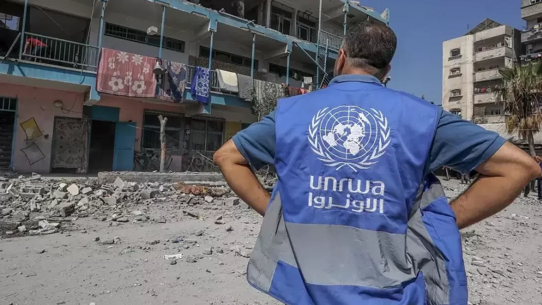 مفوض الأونروا: نواجه عجزا بـ220 مليون دولار وسنقلص ساعات العمل والخدمات الشهر المقبل