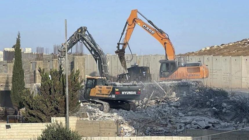 قوات الاحتلال تهدم غرفة زراعية في المنيا جنوب بيت لحم