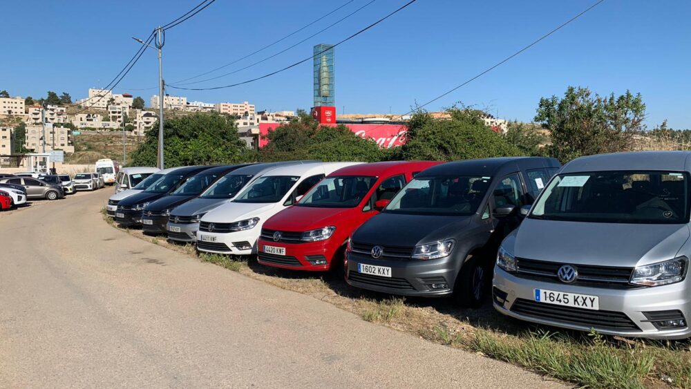 60 مركبة جديدة تدخل طرق الضفة يومياً منذ بداية 2026