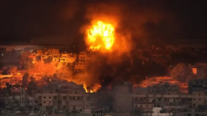 26 شهيداً في سلسلة غارات للاحتلال شرق لبنان