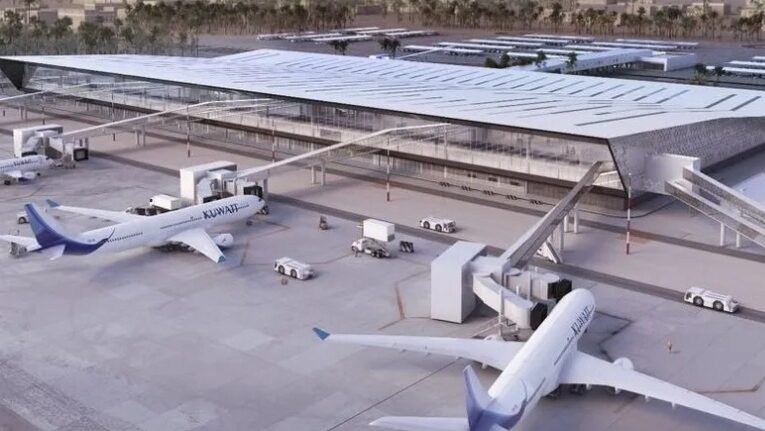 هجوم بمسيّرات يلحق أضراراً برادار مطار الكويت