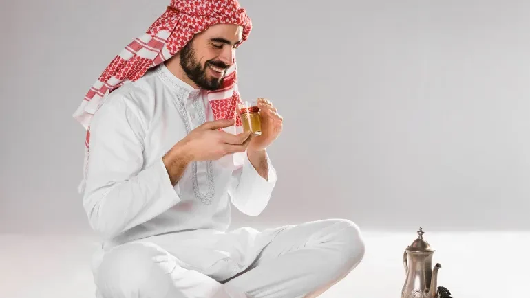 احذر "النهم" بعد رمضان.. نصائح لعيد بلا مشكلات صحية وغذائية