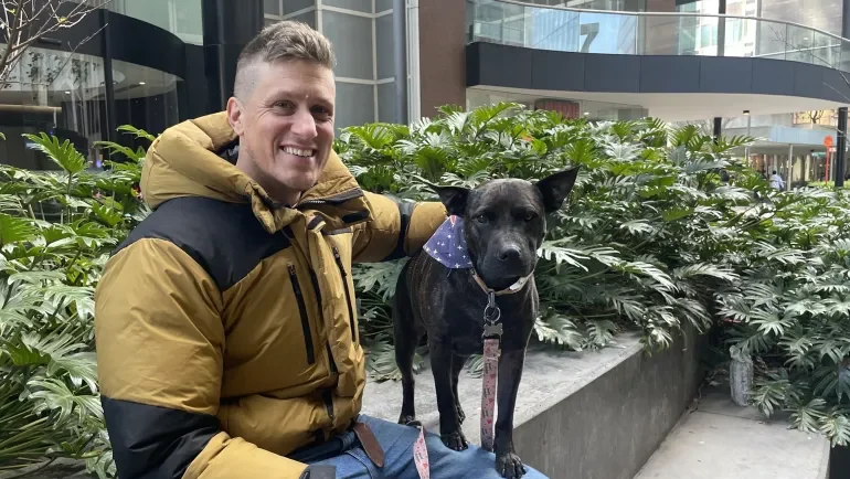 بمساعدة "شات جي بي تي".. مبرمج يبتكر لقاحا متطورا وينقذ كلبته من السرطان