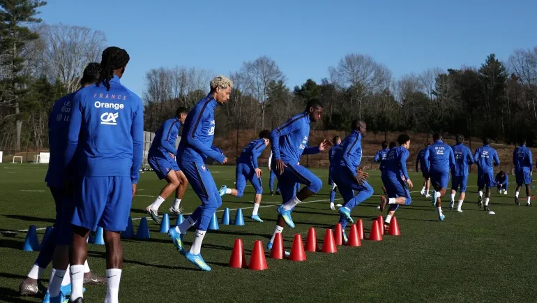 8 لاعبين يغادرون معسكر منتخب إنجلترا قبل مواجهة اليابان