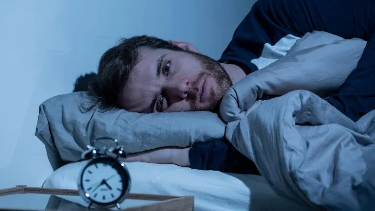الاستيقاظ المبكر ليس للجميع.. ما الذي يخفيه خبراء النوم؟