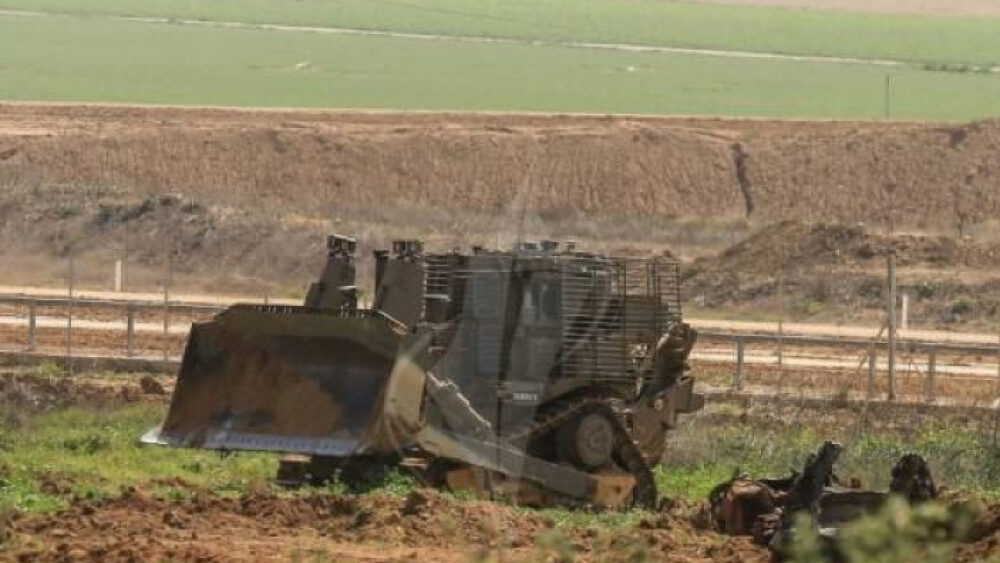 الاحتلال يواصل تجريف الأراضي الزراعية في خربة سروج غرب جنين