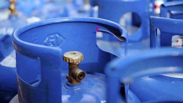 أسطوانة الغاز في فلسطين أغلى بثلاثة أضعاف من الأردن