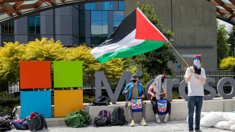 مايكروسوفت تقيل مديرها في إسرائيل وهذه هي الأسباب