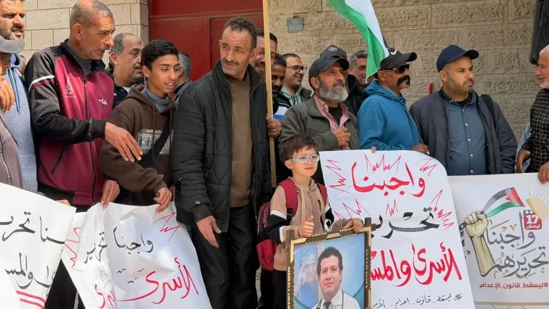 هيئة الأسرى: ثلاثة أسرى يعانون الإهمال الطبي المتعمد في سجون الاحتلال الاسرائيلي