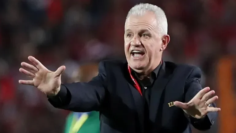 أغيري يعلن استقالته من تدريب المكسيك بعد الخروج من كأس العالم