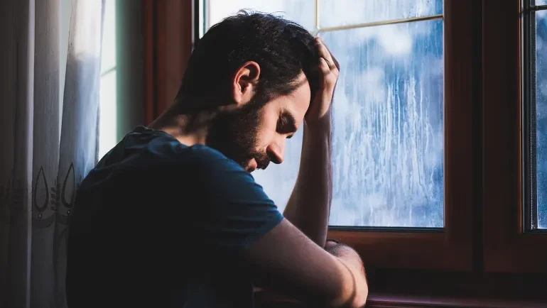 الندم ليس عدوك.. كيف تستفيد من أكثر مشاعرك إيلاما؟