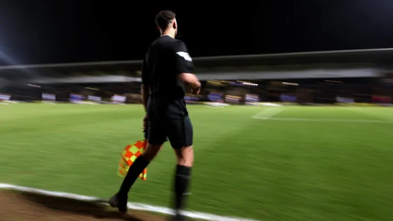 بعد خنق حكم ولكم آخر.. إيقاف لاعبَين فرنسيين لمدة 20 عاما