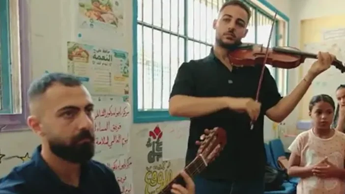 هدنة قصيرة من الحرب.. الموسيقى "تعيد الروح" لأطفال غزة