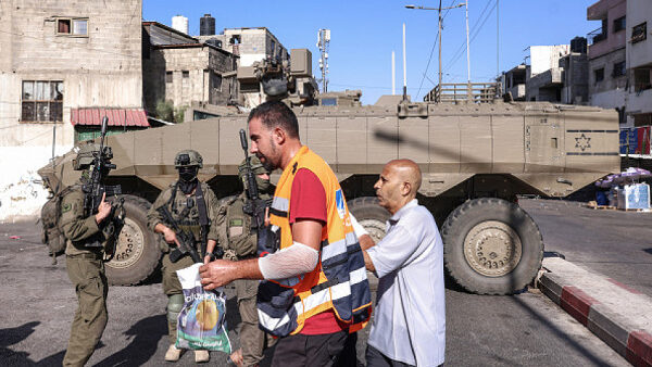 قوات الاحتلال تداهم مزرعة في بلعا شرق طولكرم وتعتقل ثلاثة عمال