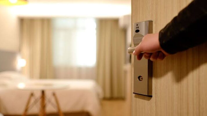 "تأثير عتبة الباب".. لماذا تنسى ما جئت من أجله؟