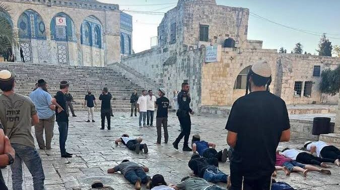 69 ألفا في عام.. ما دلالات الأعداد الضخمة في اقتحامات الأقصى؟ خبير يجيب
