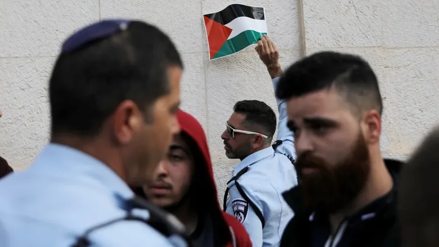 رويترز: "إسرائيل" تمهل بريطانيا 30 يومًا لإغلاق قنصليتها في القدس