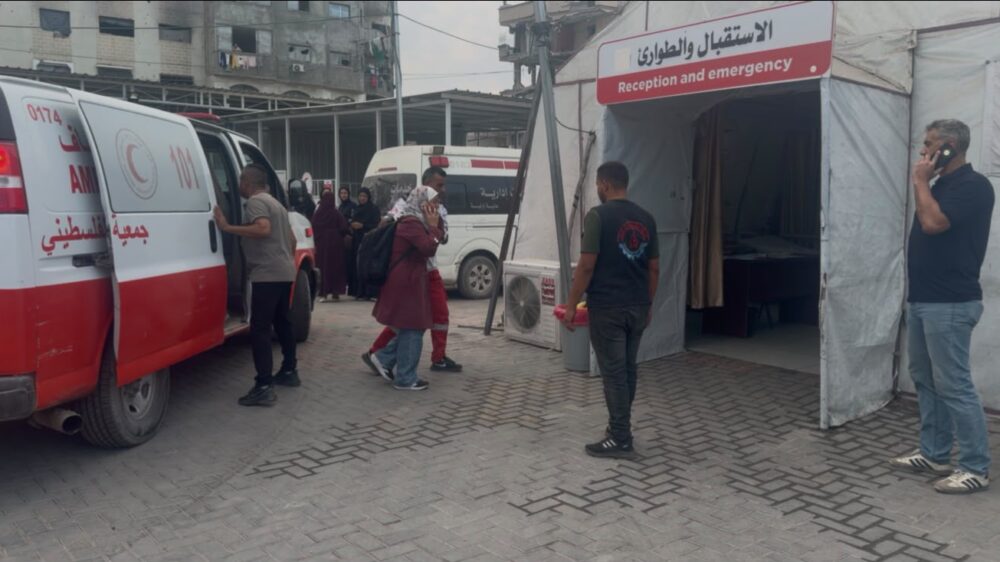 إصابة 8 مواطنين برصاص الاحتلال بينهم سيدة حامل في مدينتي غزة وخان يونس