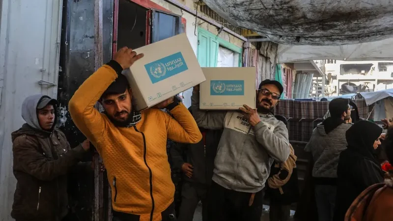 برنامج الأغذية العالمي: وقف المساعدات لنصف مليون فلسطيني في غزة